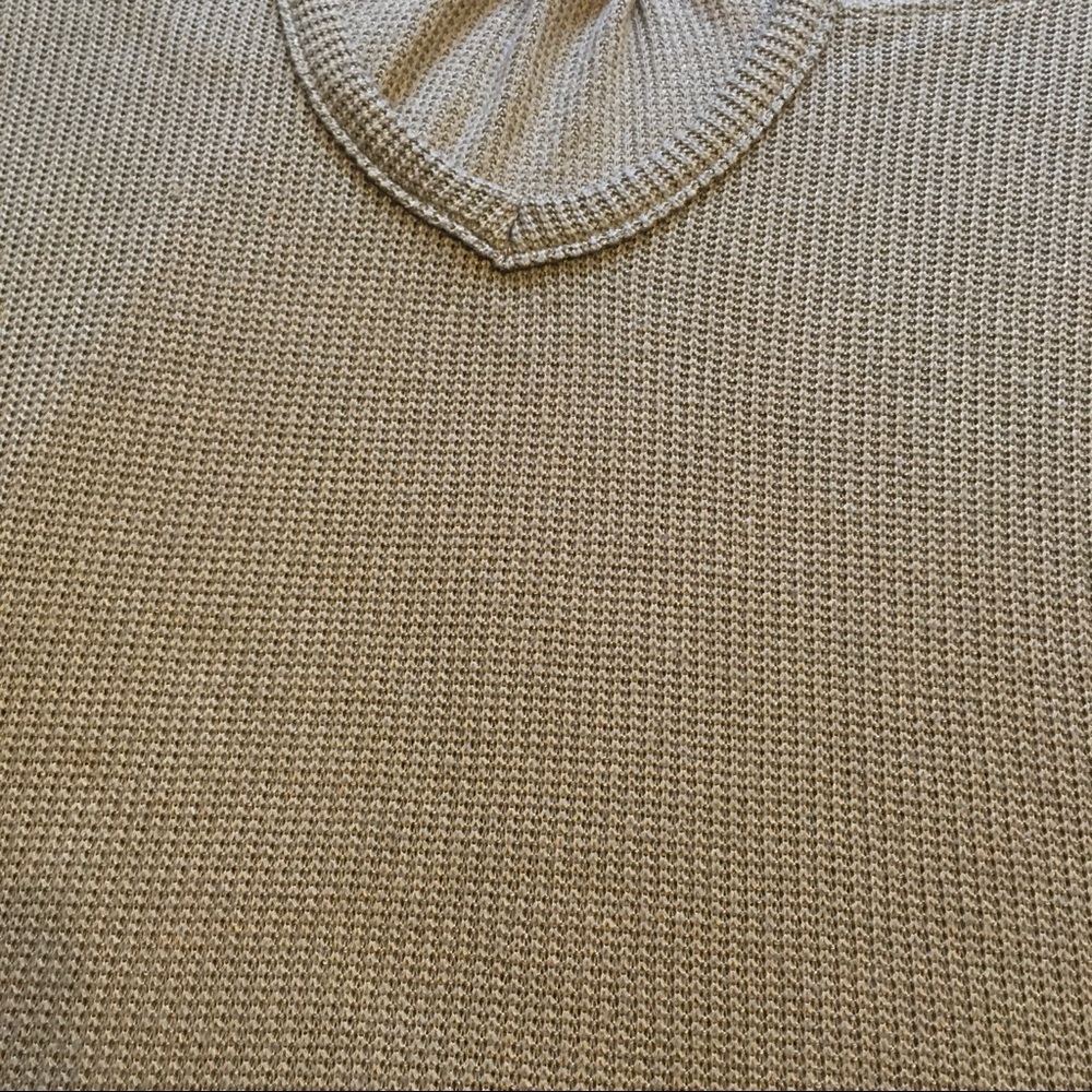 Open Shoulder Sweater - Picture 4 of 10